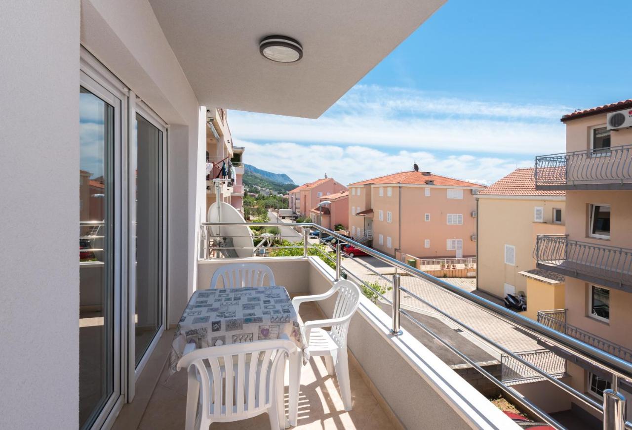 Apartmani Vujcic Makarska Exterior photo
