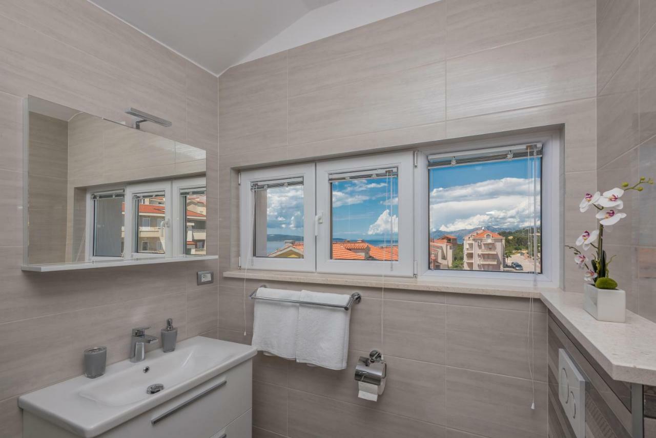 Apartmani Vujcic Makarska Exterior photo