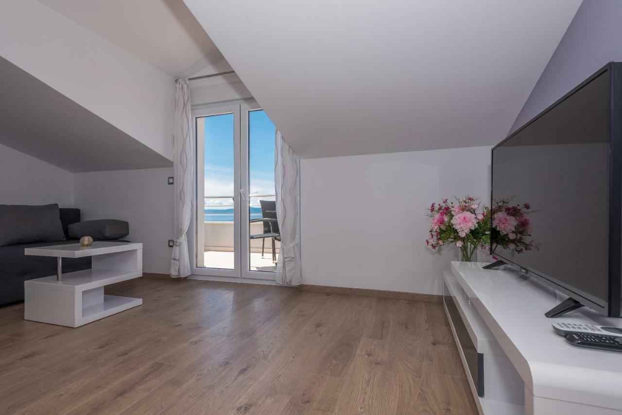 Apartmani Vujcic Makarska Exterior photo