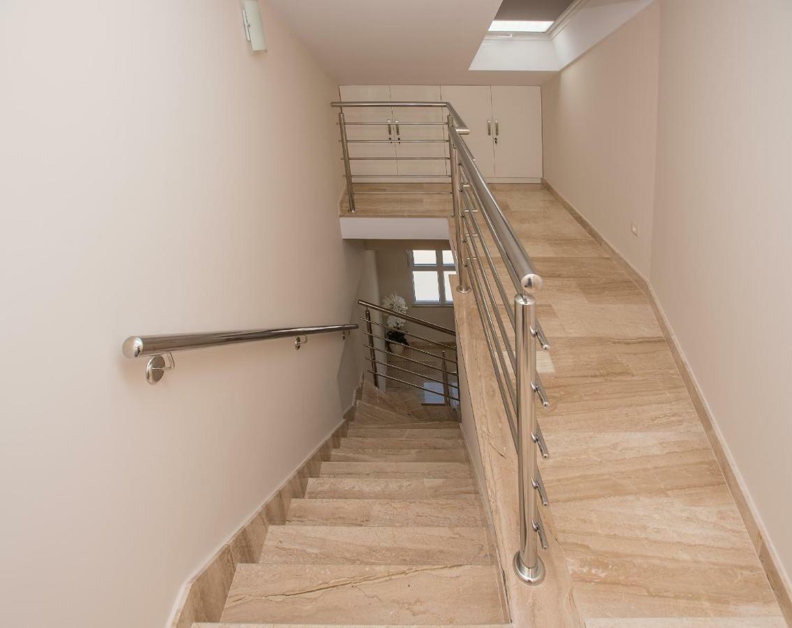 Apartmani Vujcic Makarska Exterior photo