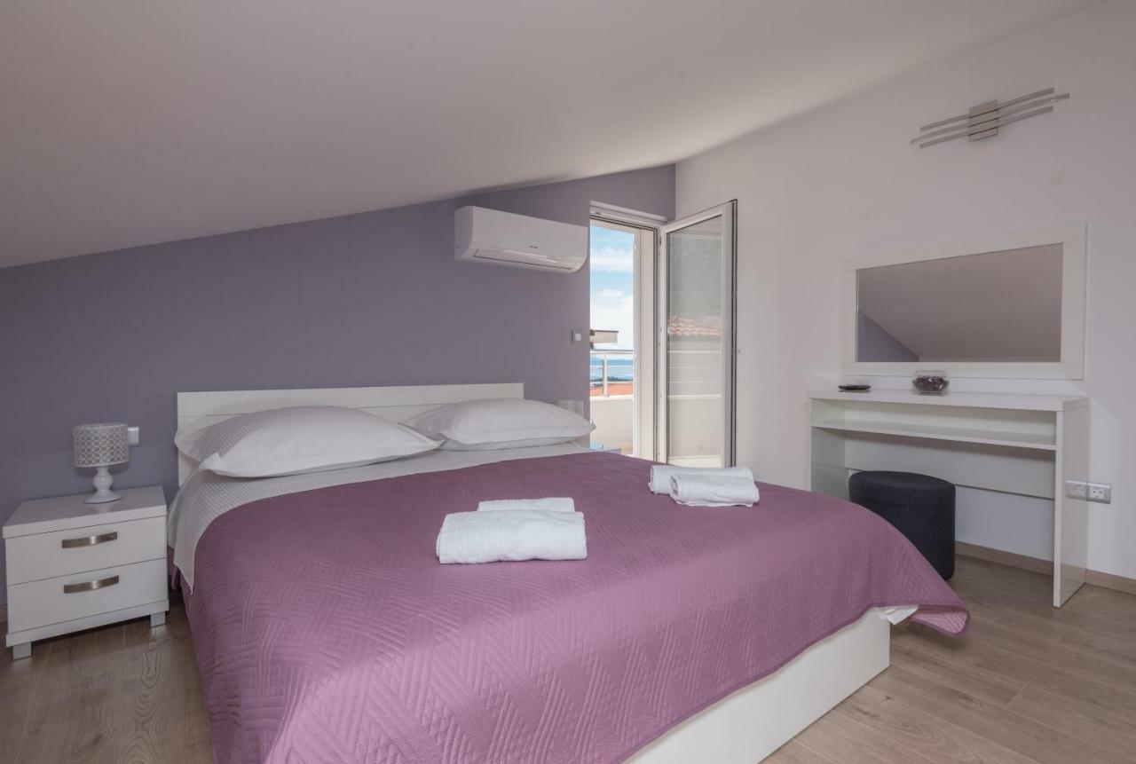 Apartmani Vujcic Makarska Exterior photo
